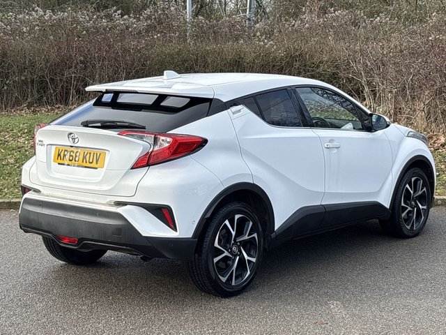 2018 TOYOTA C-HR - Photo 5