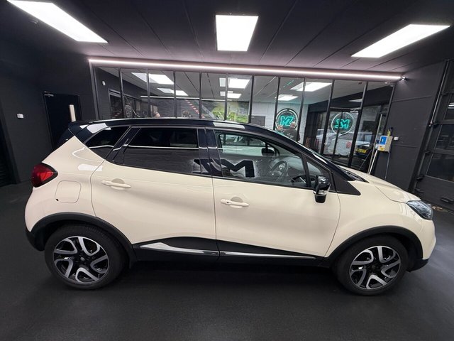 2016 RENAULT CAPTUR - Photo 8