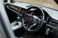 USED 2019 19 PORSCHE MACAN 3.0T V6 S SUV 5dr Petrol PDK 4WD Euro 6 (s/s) (354 ps) PASM, Deployable Towbar