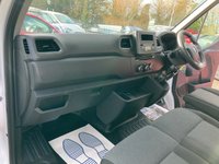 USED 2023 23 RENAULT MASTER 2.3 dCi 35 Advance Panel Van, 47,500 miles, Euro 6 ULEZ, manual, A/C, Bluetooth, DAB, Rear Sensors. Final price plus VAT @ 20%! This 2023 Renault Master presents an exceptional ownership proposition, having been meticulously maintained by a single owner with a full service history, most recently serviced on 2025-12-08 at 47396 miles. This 2.3 dCi 35 Advance FWD LWB Medium Roof Euro 6 4dr model is powered by an efficient 2.3 litre diesel engine and meets Euro 6 emissions standards. It comes with a 3 month warranty and a 12 month MOT provided on purchase, offering peace of mind for its next owner.  The Advance trim level i