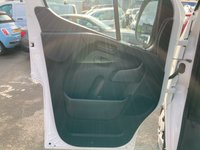 USED 2023 23 RENAULT MASTER 2.3 dCi 35 Advance Panel Van, 47,500 miles, Euro 6 ULEZ, manual, A/C, Bluetooth, DAB, Rear Sensors. Final price plus VAT @ 20%! This 2023 Renault Master presents an exceptional ownership proposition, having been meticulously maintained by a single owner with a full service history, most recently serviced on 2025-12-08 at 47396 miles. This 2.3 dCi 35 Advance FWD LWB Medium Roof Euro 6 4dr model is powered by an efficient 2.3 litre diesel engine and meets Euro 6 emissions standards. It comes with a 3 month warranty and a 12 month MOT provided on purchase, offering peace of mind for its next owner.  The Advance trim level i
