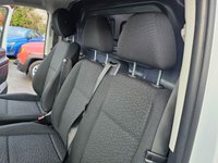 USED 2023 23 MERCEDES-BENZ EVITO 116 e 66kWh Progressive LWB , 17,200 miles, Euro 6 electric long range battery, Automatic, CarPlay & Android , Cruise, Air Con. price plus VAT @ 20%! *** FULLY ELECTRIC ***
