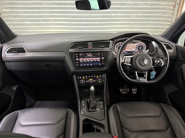 2018 VOLKSWAGEN TIGUAN 2.0 TDI R-Line SUV 5dr Diesel DSG Euro 6 (s/s) (150 ps) - Photo 12