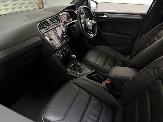 2018 VOLKSWAGEN TIGUAN 2.0 TDI R-Line SUV 5dr Diesel DSG Euro 6 (s/s) (150 ps) - Photo 2