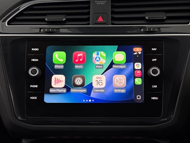 2018 VOLKSWAGEN TIGUAN 2.0 TDI R-Line SUV 5dr Diesel DSG Euro 6 (s/s) (150 ps) - Photo 6