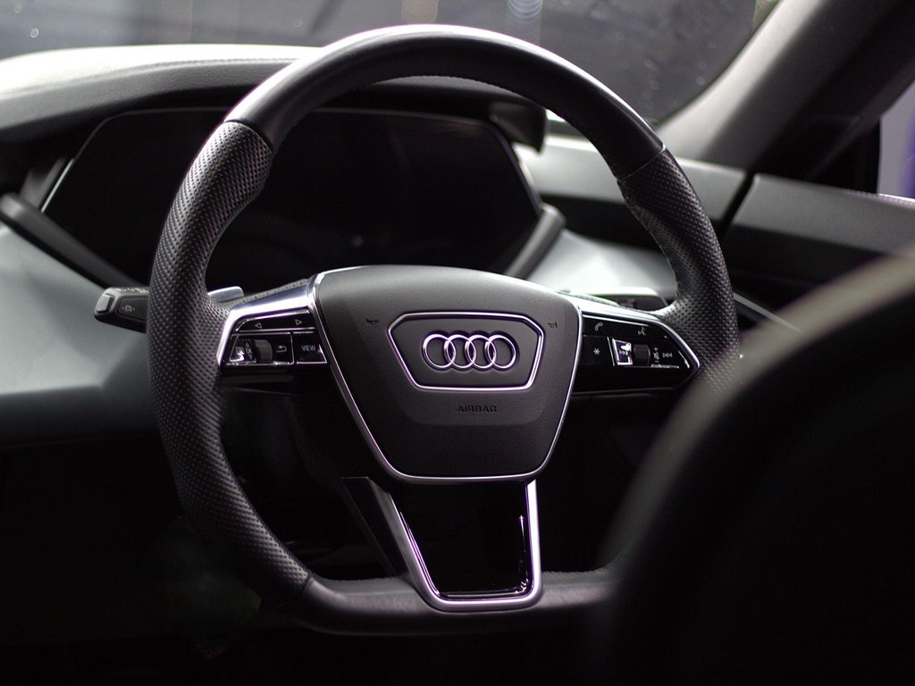 USED 2021 71 AUDI E-TRON GT 93.4kWh Auto quattro 4dr KEMORA GREY|SPORT SOUND|FSH