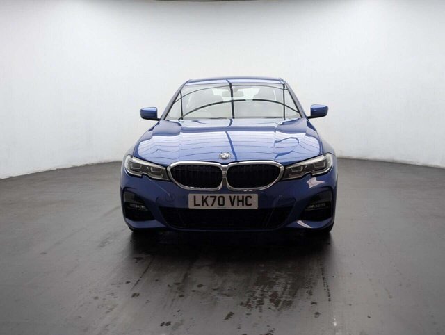 USED 2020 70 BMW 3 SERIES 2.0 330e 12kWh M Sport Saloon 4dr Petrol Plug-in Hybrid Auto Euro 6 (s/s) (292 ps) PARKING ASSISTANT+M SPORT PACKAGE CLICK & COLLECT/HOME DELIVERY