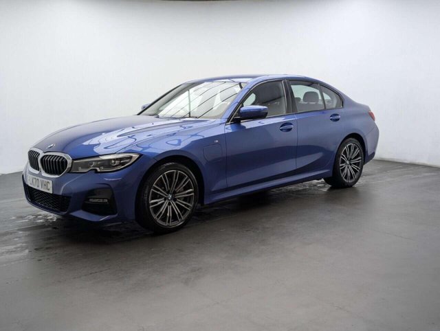 USED 2020 70 BMW 3 SERIES 2.0 330e 12kWh M Sport Saloon 4dr Petrol Plug-in Hybrid Auto Euro 6 (s/s) (292 ps) PARKING ASSISTANT+M SPORT PACKAGE CLICK & COLLECT/HOME DELIVERY