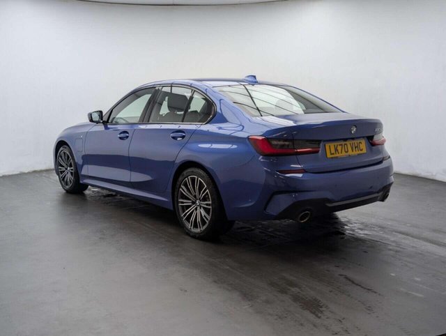 USED 2020 70 BMW 3 SERIES 2.0 330e 12kWh M Sport Saloon 4dr Petrol Plug-in Hybrid Auto Euro 6 (s/s) (292 ps) PARKING ASSISTANT+M SPORT PACKAGE CLICK & COLLECT/HOME DELIVERY