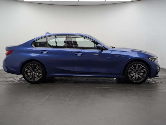 USED 2020 70 BMW 3 SERIES 2.0 330e 12kWh M Sport Saloon 4dr Petrol Plug-in Hybrid Auto Euro 6 (s/s) (292 ps) PARKING ASSISTANT+M SPORT PACKAGE CLICK & COLLECT/HOME DELIVERY