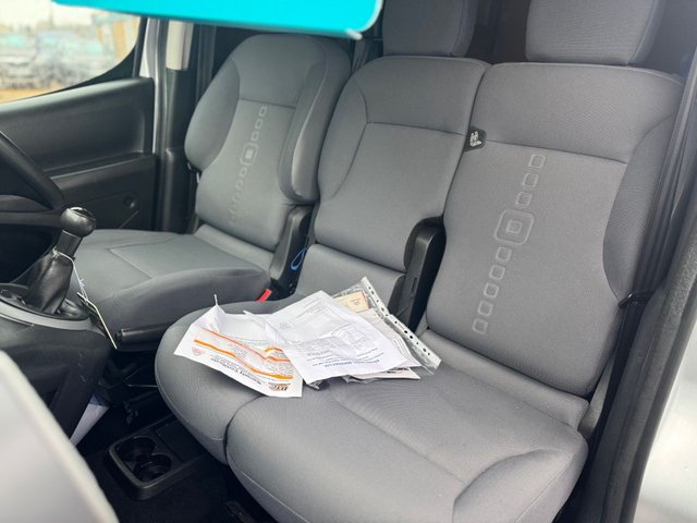 2016 Citroen Berlingo 1.6L Enterprise 5dr - Photo 3