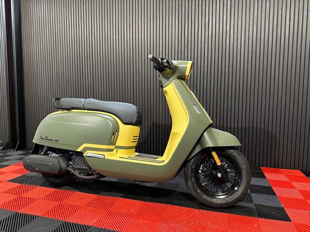 View our ROYAL ALLOY GT2 125 FUN