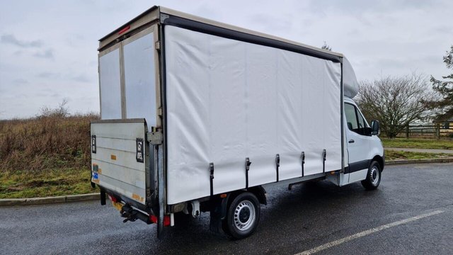 2021 Mercedes-Benz SPRINTER - Photo 7