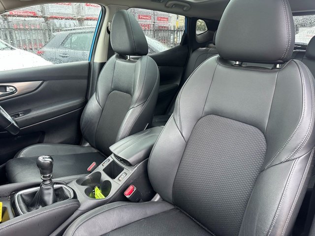 2017 NISSAN QASHQAI 1.6 dCi Tekna SUV 5dr Diesel Manual 4WD Euro 6 (s/s) (130 ps) - Photo 8