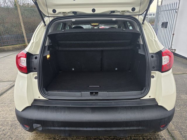 2015 Renault Captur 1.5L Dynamique Medianav 5dr - Photo 6