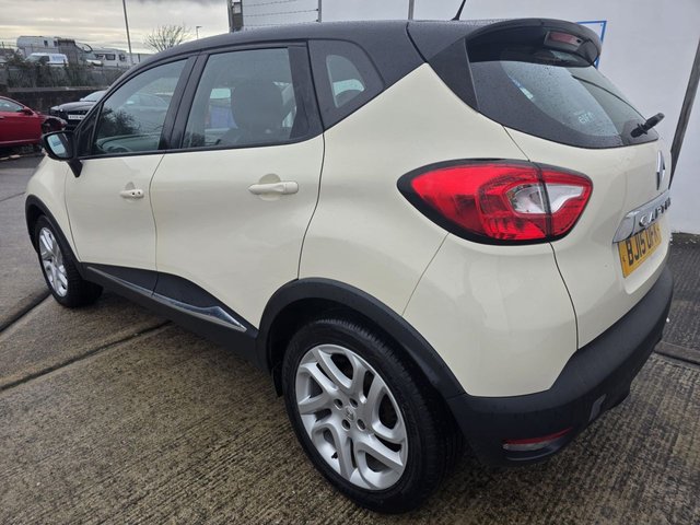 2015 Renault Captur 1.5L Dynamique Medianav 5dr - Photo 3