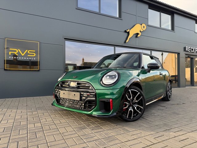 2024 MINI COOPER
