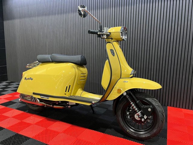 View our ROYAL ALLOY GP 125