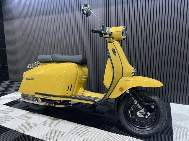 View our ROYAL ALLOY GP 125