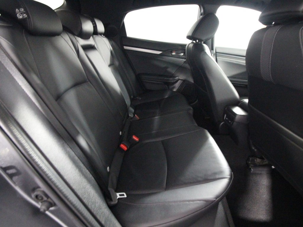 USED 2020 70 HONDA CIVIC 1.0 VTEC Turbo EX Hatchback 5dr Petrol Manual Euro 6 (s/s) (126 ps) WIRELESS CHARGE - HEATED SEATS
