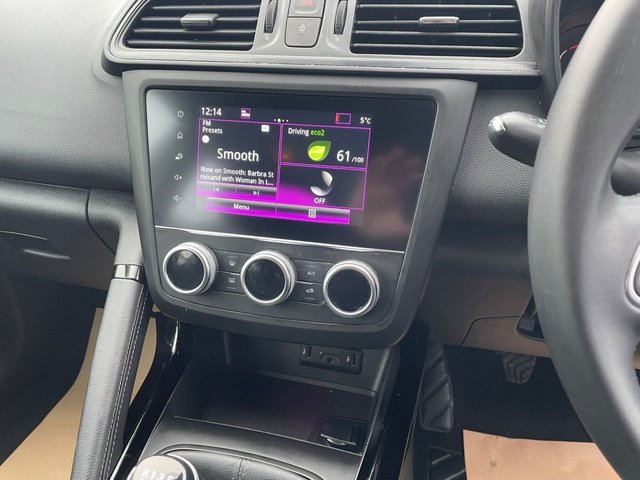 2019 RENAULT KADJAR 2019 1.3 TCe Play SUV 5dr Petrol Manual Euro 6 (s/s) (140 ps) - Photo 12