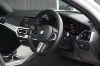 USED 2020 R BMW 3 SERIES 2.0 320d M Sport Saloon 4dr Diesel Auto xDrive Euro 6 (s/s) (190 ps) 1 YEAR MOT! 2 KEYS! JUST SERVICED!