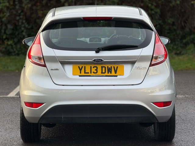 2014 Ford Fiesta 1.4L Zetec 5dr - Photo 6