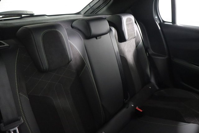 2022 PEUGEOT 208 1.2 PureTech GT Premium Hatchback 5dr Petrol EAT Euro 6 (s/s) (130 ps) - Photo 8