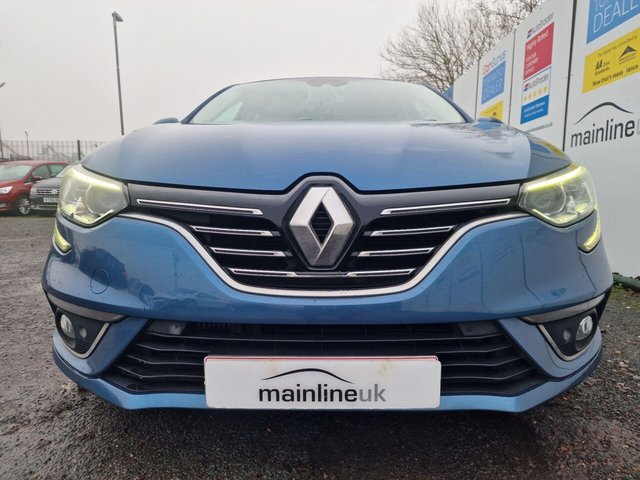 2016 RENAULT MEGANE - Photo 10