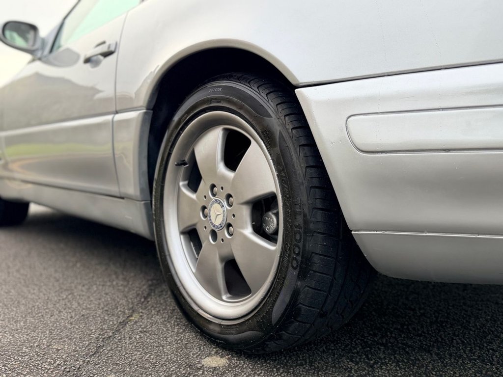 USED 2000 X MERCEDES-BENZ SL 280 2.8 V6 // 1 Previous owner  // Auto (270 g/km, 204 bhp) // px swap 