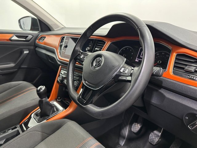 2018 Volkswagen T-Roc - Photo 10