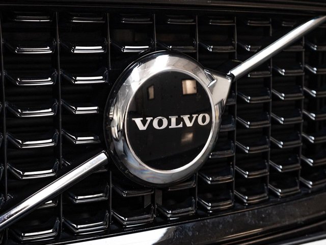 2022 Volvo Xc60 2L R-Design 5dr - Photo 4