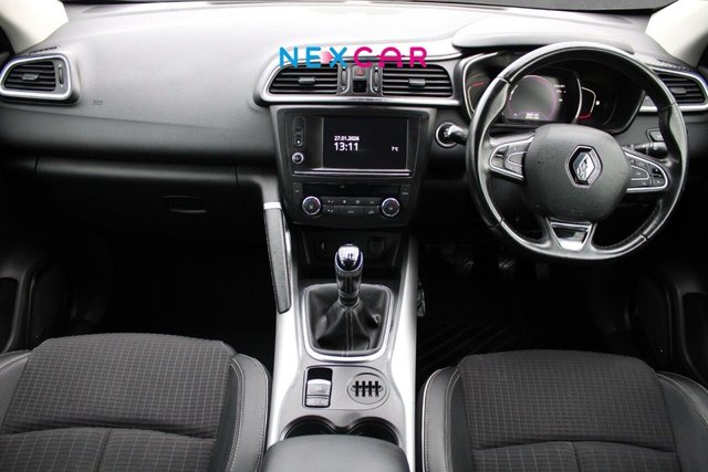 2016 RENAULT KADJAR 2016 1.6 dCi Signature Nav SUV 5dr Diesel Manual Euro 6 (s/s) (130 ps) - Photo 9