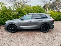 USED 2018 68 VOLKSWAGEN TOUAREG 3.0 TDI V6 R-Line SUV 5dr Diesel Tiptronic 4Motion Euro 6 (s/s) (286 ps) Award Winning Used Car Dealer Essex