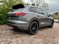 USED 2018 68 VOLKSWAGEN TOUAREG 3.0 TDI V6 R-Line SUV 5dr Diesel Tiptronic 4Motion Euro 6 (s/s) (286 ps) Award Winning Used Car Dealer Essex