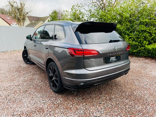 View our VOLKSWAGEN TOUAREG