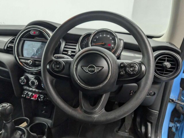 USED 2018 18 MINI HATCH 1.5 Cooper Hatchback 3dr Petrol Manual Euro 6 (s/s) (136 ps) HEATED F SEATS + PARK DIST CONTROL CLICK & COLLECT/HOME DELIVERY