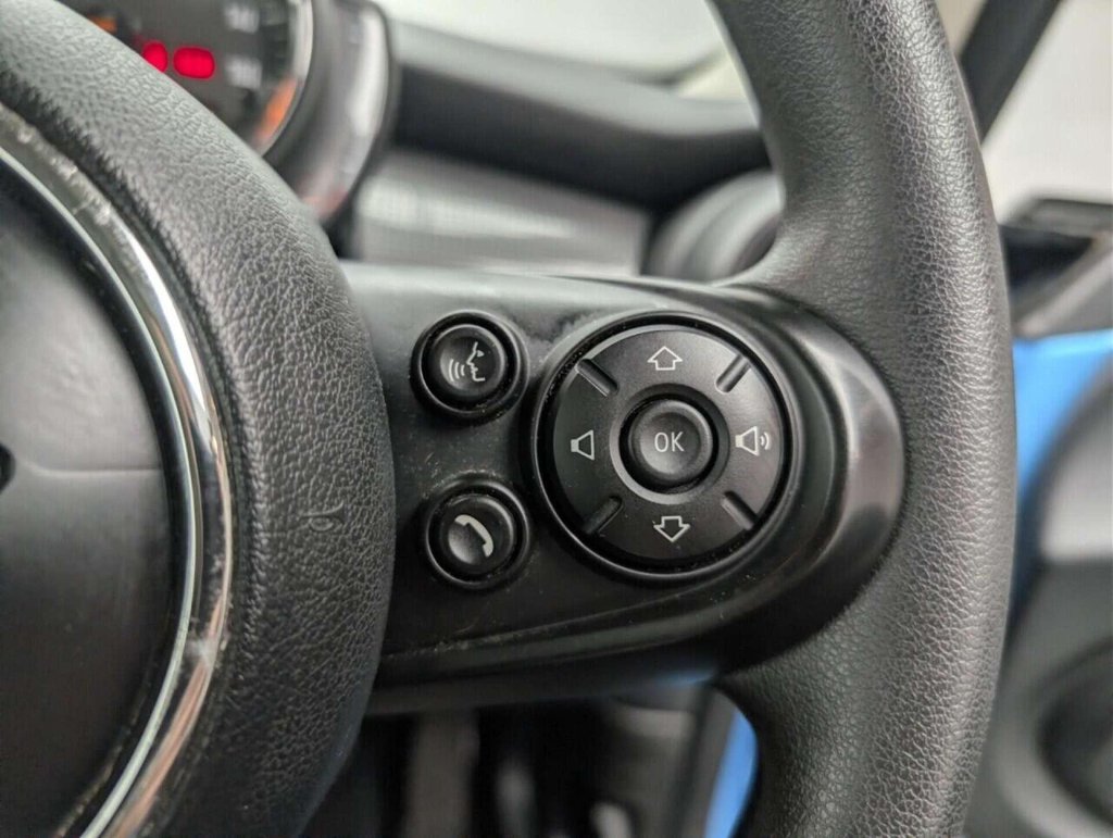 Used 2018 18 MINI HATCH 1.5 Cooper Hatchback 3dr Petrol Manual Euro 6 (s/s) (136 ps) HEATED F SEATS + PARK DIST CONTROL CLICK & COLLECT/HOME DELIVERY