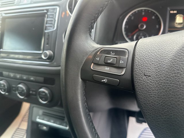 2016 VOLKSWAGEN TIGUAN 2.0 TDI BlueMotion Tech Match Edition SUV 5dr Diesel Manual 2WD Euro 6 (s/s) (150 ps) - Photo 5