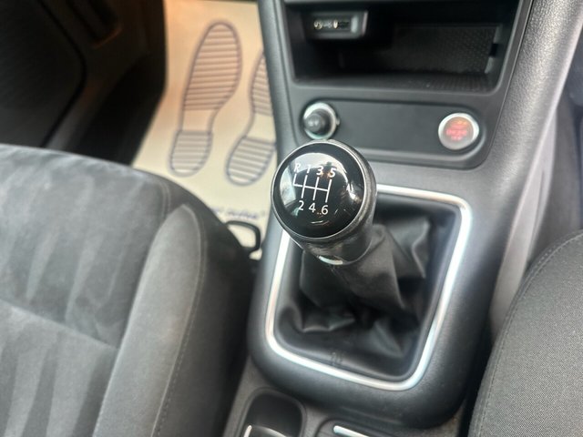 2016 VOLKSWAGEN TIGUAN 2.0 TDI BlueMotion Tech Match Edition SUV 5dr Diesel Manual 2WD Euro 6 (s/s) (150 ps) - Photo 6