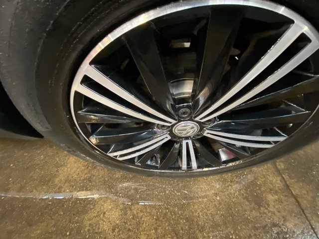 2019 VOLKSWAGEN TIGUAN (2019) - Photo 10