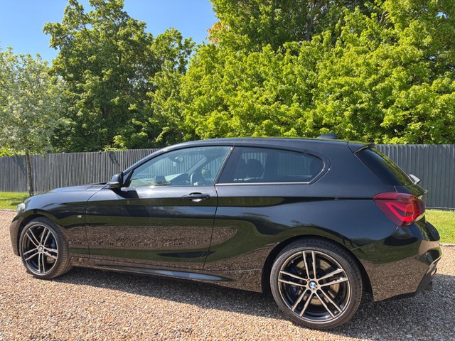 View our BMW 1 SERIES