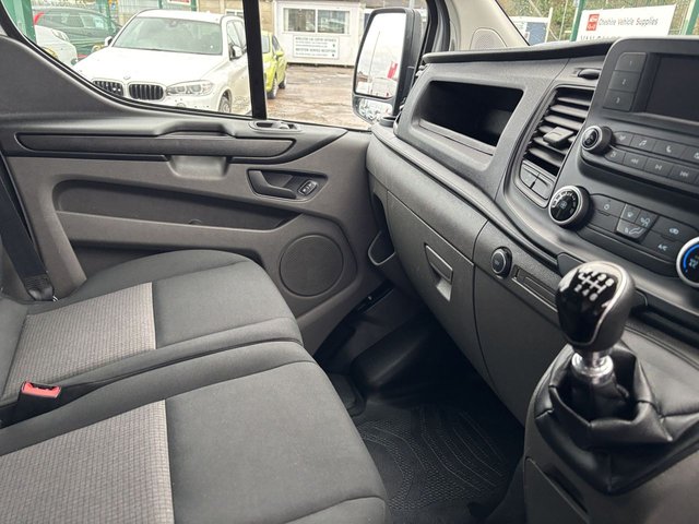 2020 Ford Transit Custom 2L Leader 5dr - Photo 12