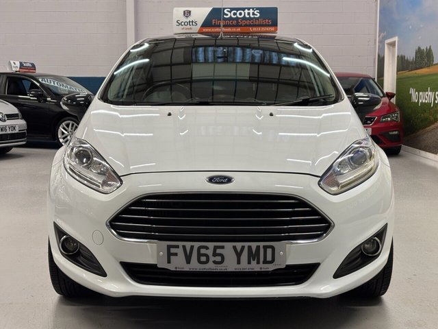 2016 Ford Fiesta 1L Zetec White Edition 5dr - Photo 2