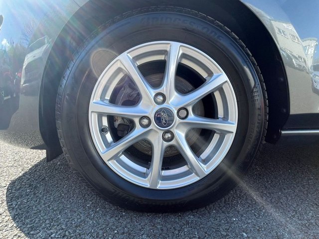 2017 Ford Fiesta 1L Zetec 5dr - Photo 9