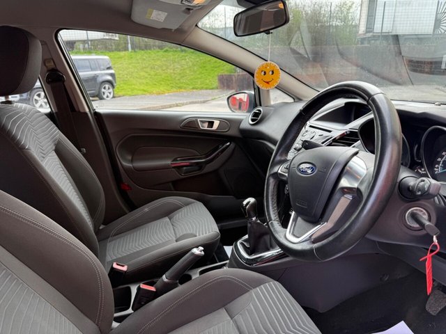 2015 FORD FIESTA - Photo 11