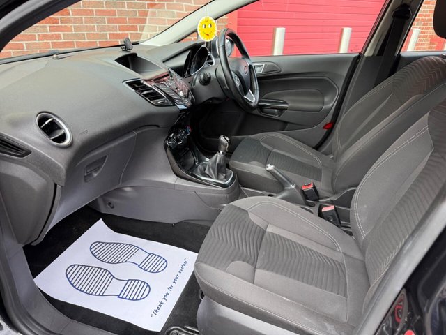 2015 FORD FIESTA - Photo 7