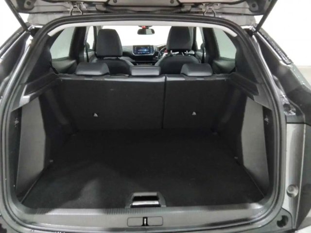 2020 PEUGEOT 2008 - Photo 6