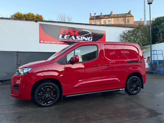 2021 Citroen Berlingo 1.5L Driver M 5dr - Photo 4