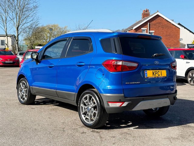 2016 FORD ECOSPORT - Photo 8